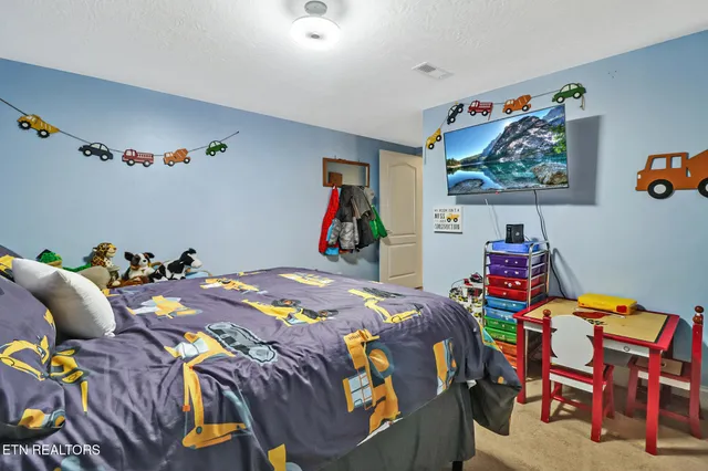 $529,900 | 993 Model Farm Road, Jamestown, TN 38556