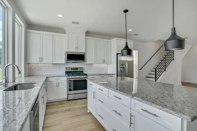 $2,750 | 463 Grand Oaks Road, Tallahassee, FL 32317