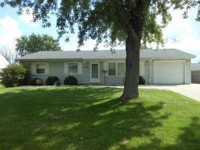759 Baltimore Road Valparaiso, IN 46385 - Photo 1 of 10 400x300