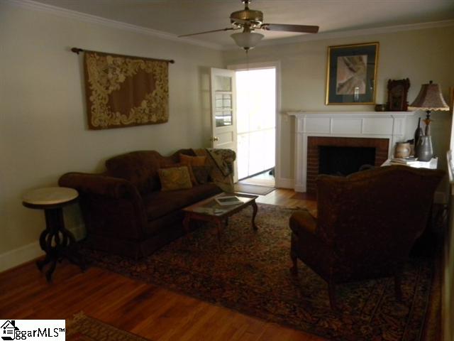 200 Ridgecrest Drive Greenville, SC 29609 - Photo 3 of 14 Gallery Image 3