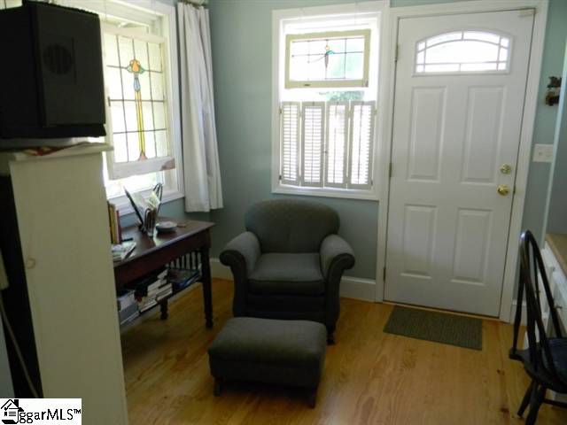 200 Ridgecrest Drive Greenville, SC 29609 - Photo 5 of 14 Gallery Image 5