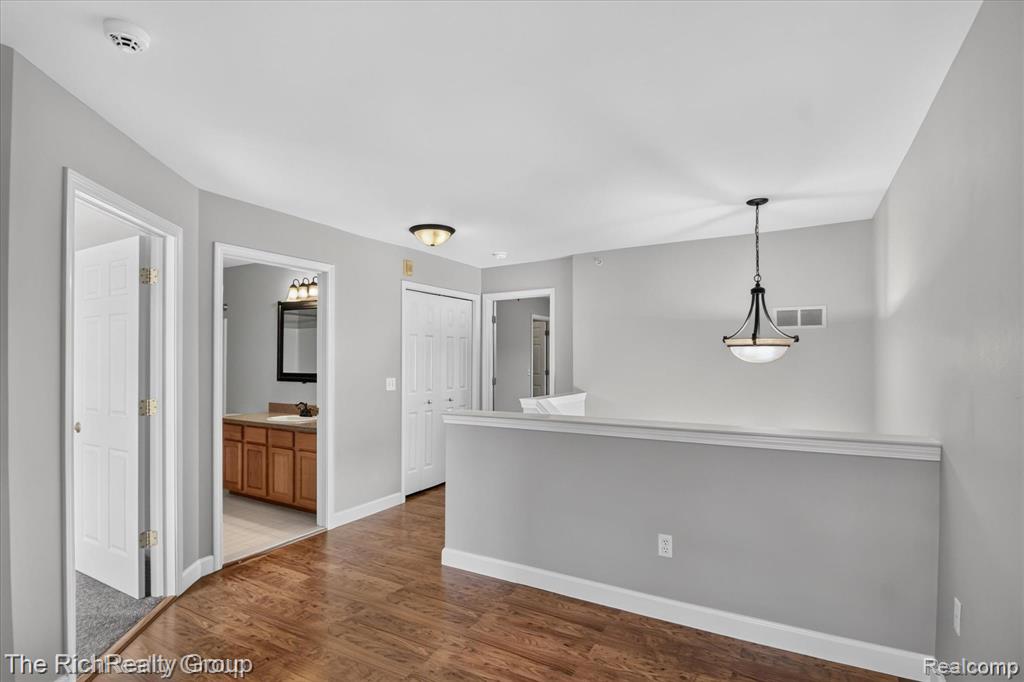 502 Cherry Orchard Road Canton, MI 48188 - Photo 17 of 45 Gallery Image 17