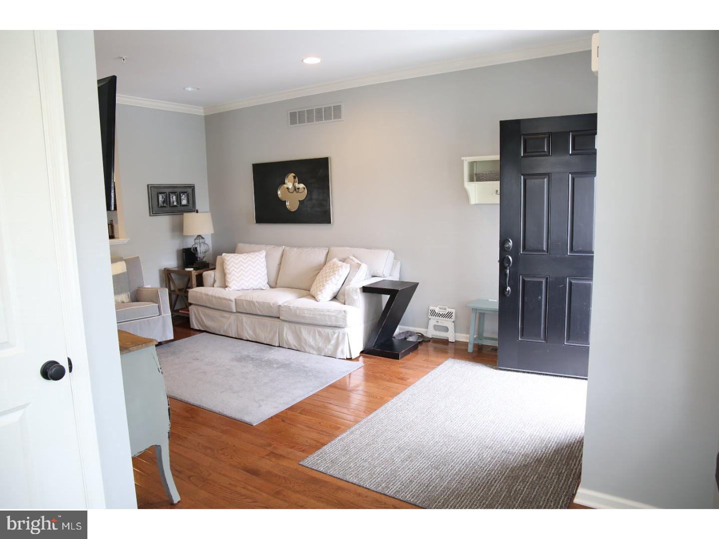 3752 William Daves Road, Unit 4 Doylestown, PA 18902 - Photo 5 of 25 Living Room