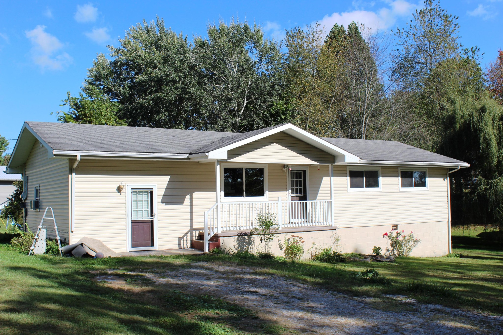 1114 Hamilton Field Road Jamestown, TN 38556 - Photo 1 of 28 Gallery Image 1