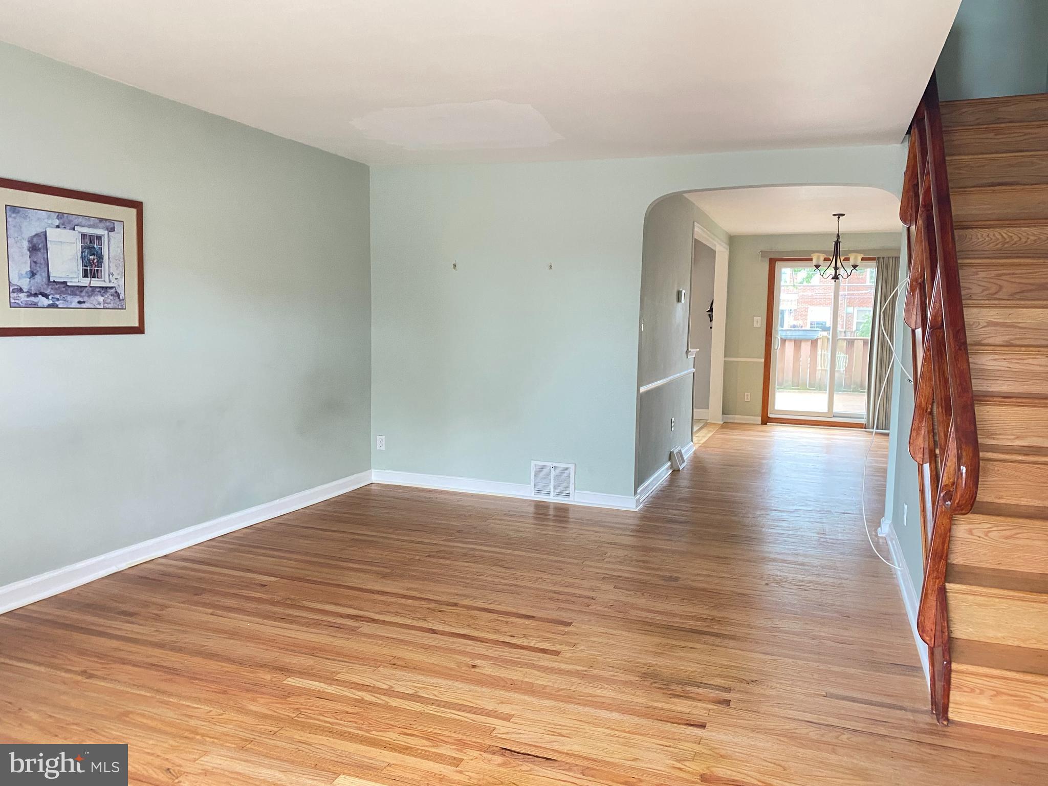 3258 Fordham Road Philadelphia, PA 19114 - Photo 3 of 20 Family Room