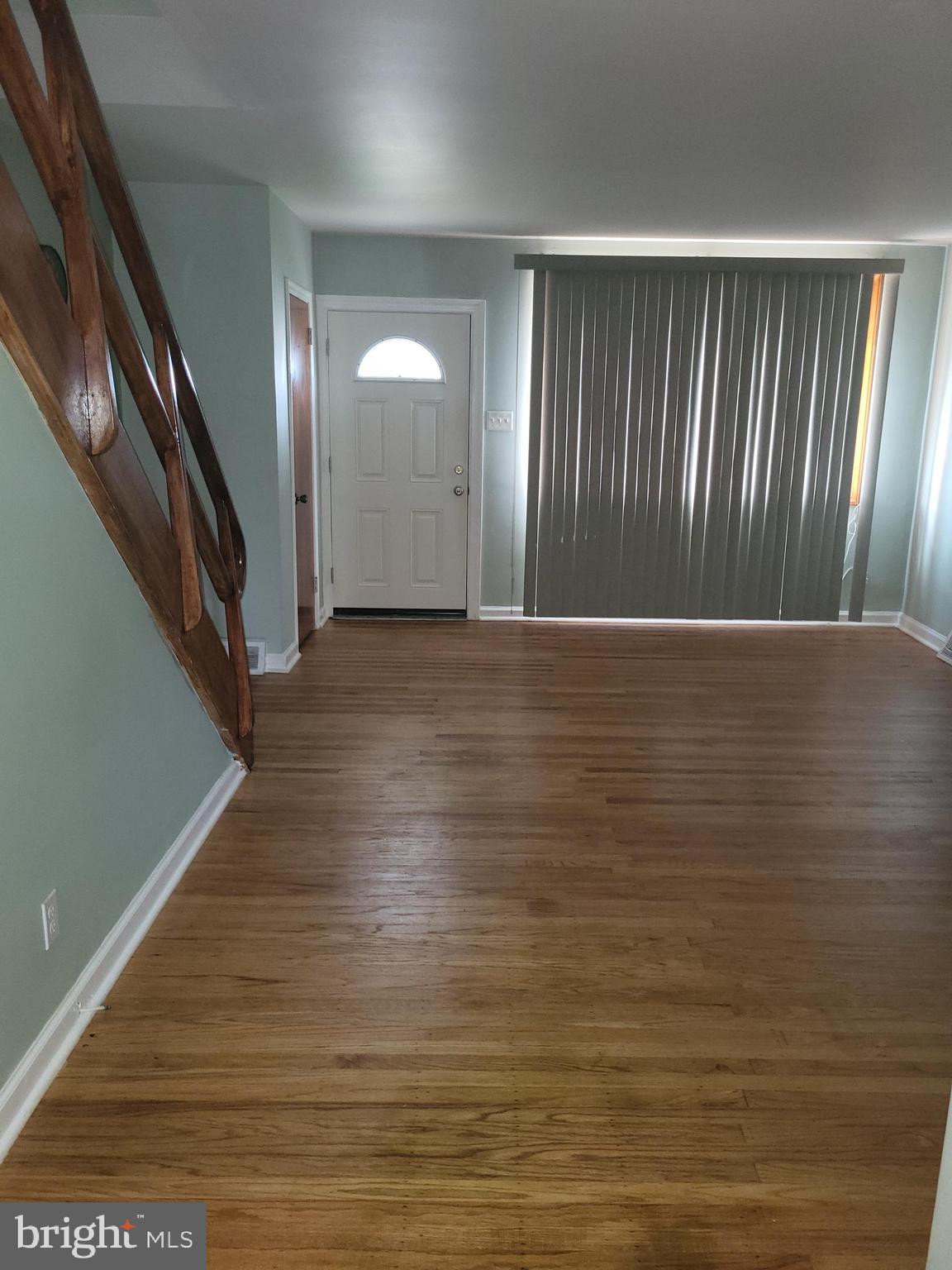 3258 Fordham Road Philadelphia, PA 19114 - Photo 4 of 20 Family Room