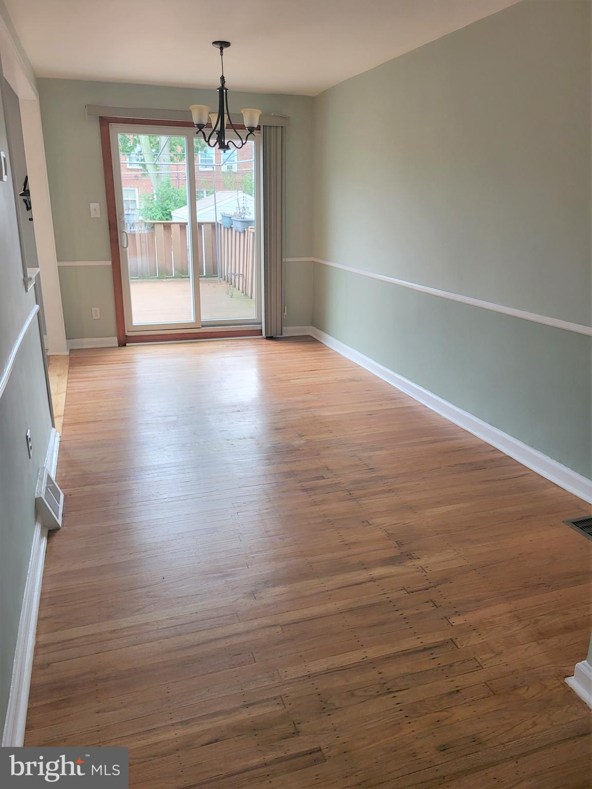 3258 Fordham Road Philadelphia, PA 19114 - Photo 5 of 20 Dining Room