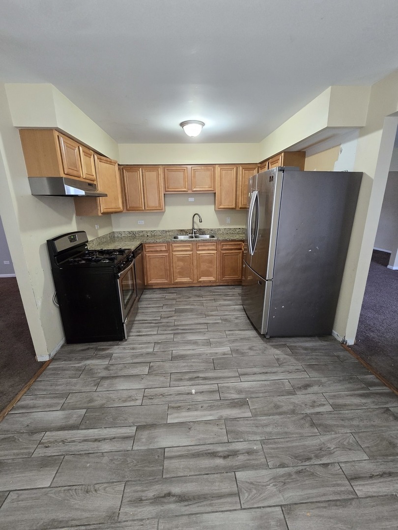 18412 May Street Homewood, IL 60430 - Photo 4 of 9