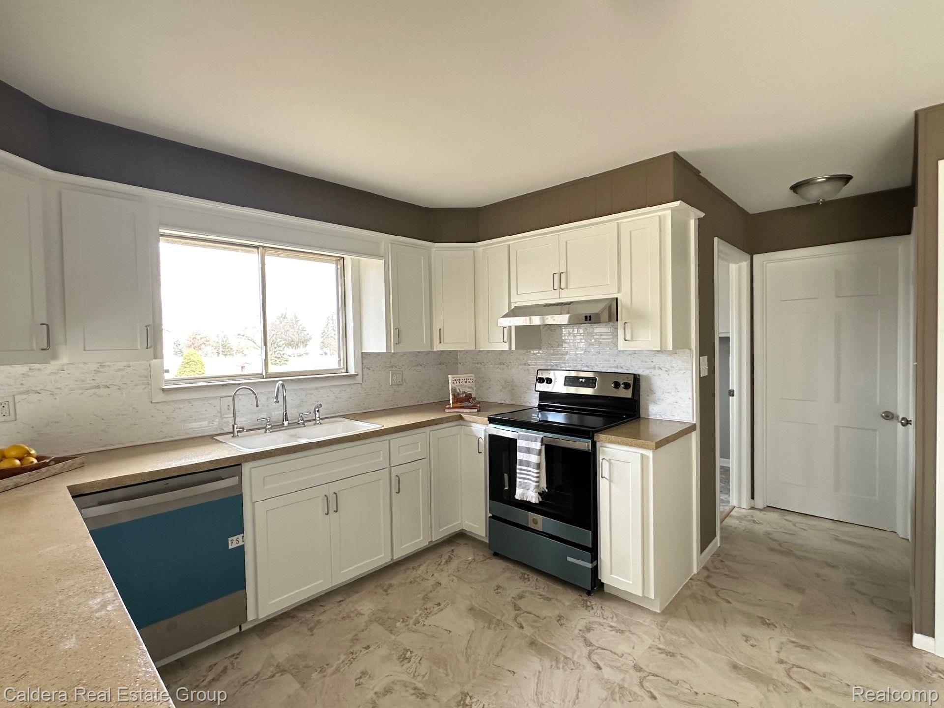 1466 South Byron Road Lennon, MI 48449 - Photo 8 of 23 Gallery Image 8