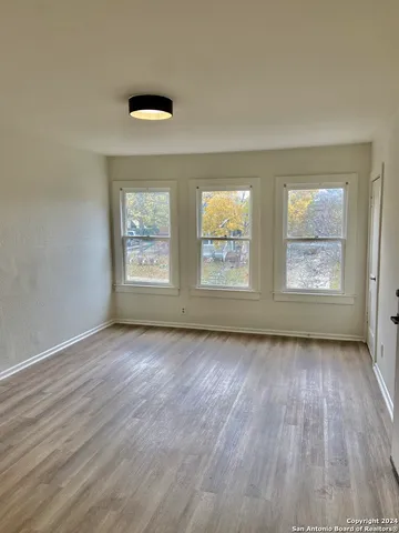 $1,650 | 531 Queen Anne Court, San Antonio, TX 78209