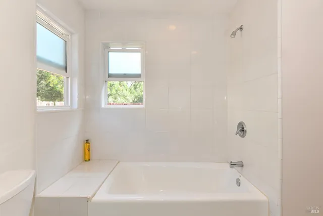 $849,000 | 1388 Sulphur Springs Avenue, St. Helena, CA 94574