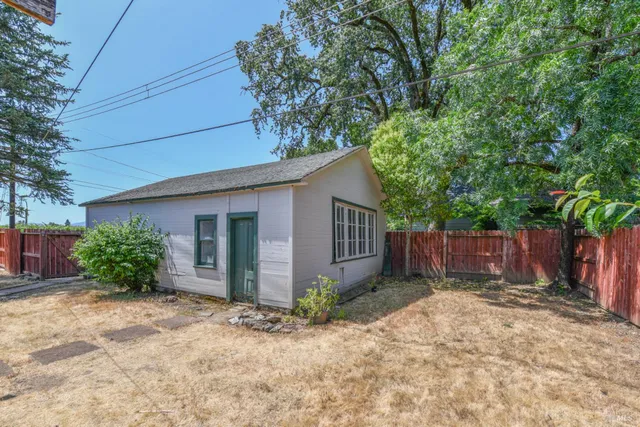 $849,000 | 1388 Sulphur Springs Avenue, St. Helena, CA 94574