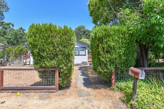 $849,000 | 1388 Sulphur Springs Avenue, St. Helena, CA 94574