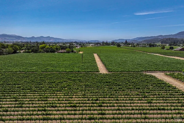 $849,000 | 1388 Sulphur Springs Avenue, St. Helena, CA 94574