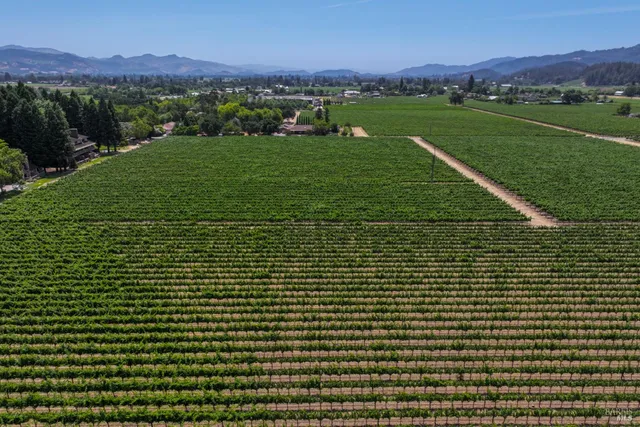 $849,000 | 1388 Sulphur Springs Avenue, St. Helena, CA 94574