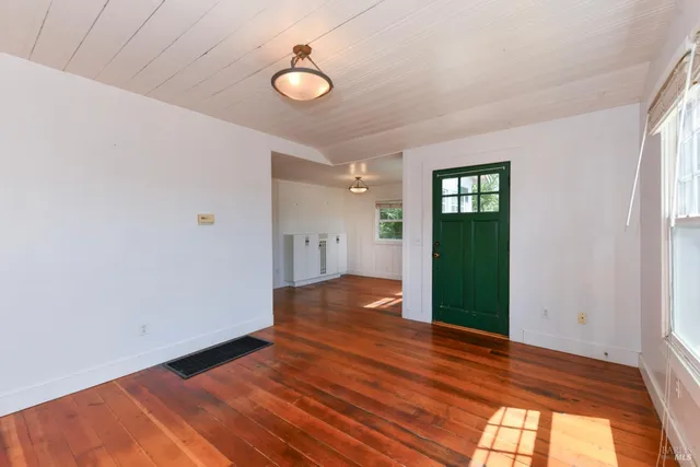 $849,000 | 1388 Sulphur Springs Avenue, St. Helena, CA 94574