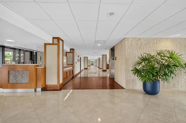 $625,000 | 936 Intracoastal Drive, Unit 3C, Fort Lauderdale, FL 33304