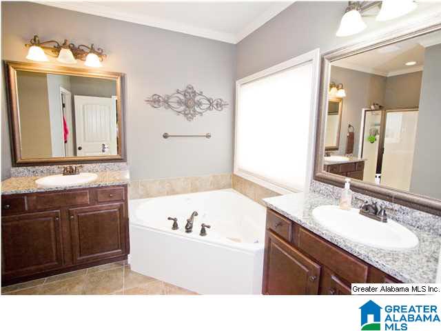 422 Ballantrae Road Pelham, AL 35124 - Photo 12 of 29 Gallery Image 12