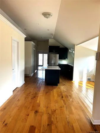 $3,500 | 409 West 261st Street | North Riverdale