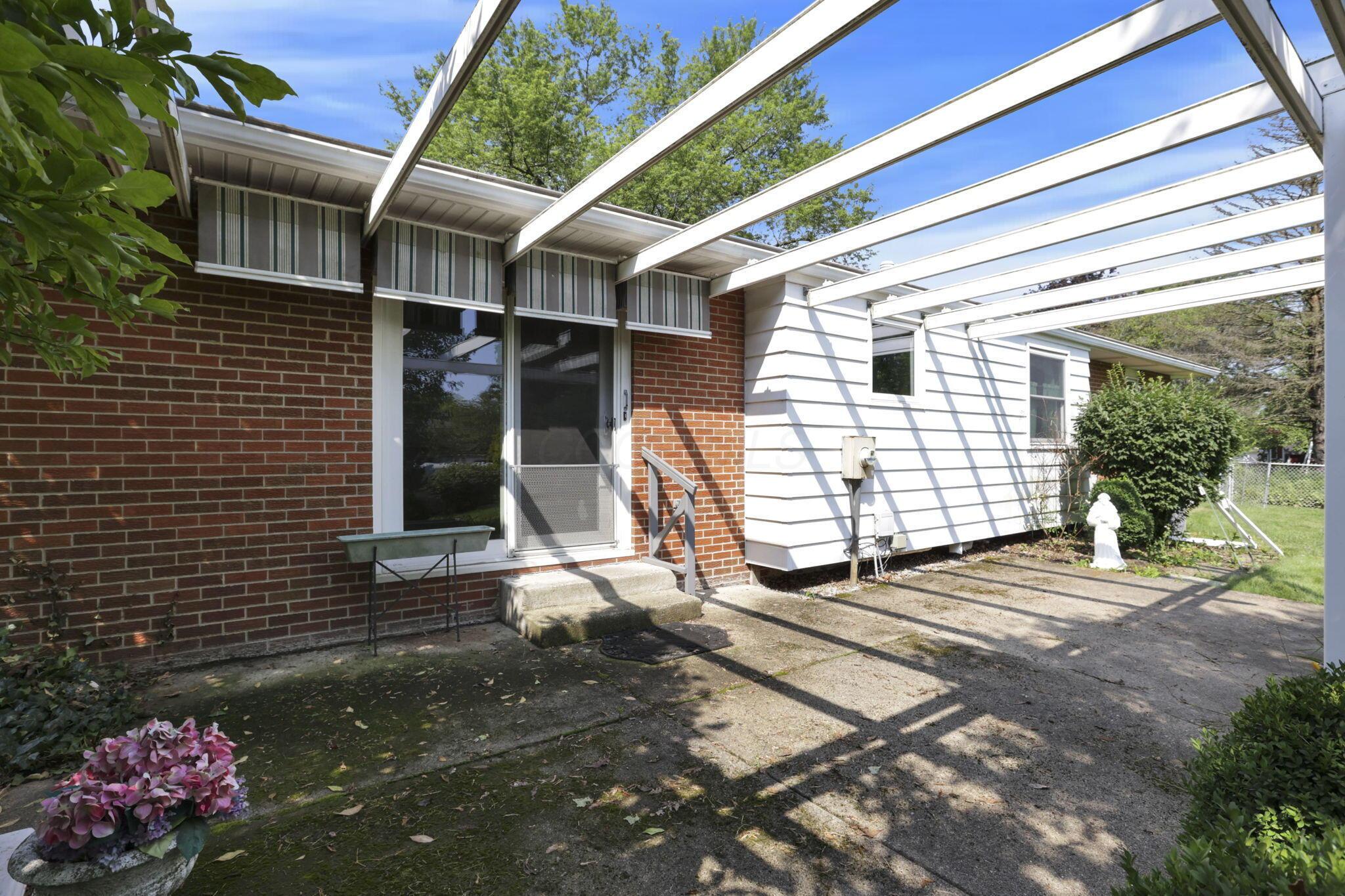 1732 Lynnhurst Road Columbus, OH 43229 - Photo 32 of 36 44-web-or-mls-0V3A0015