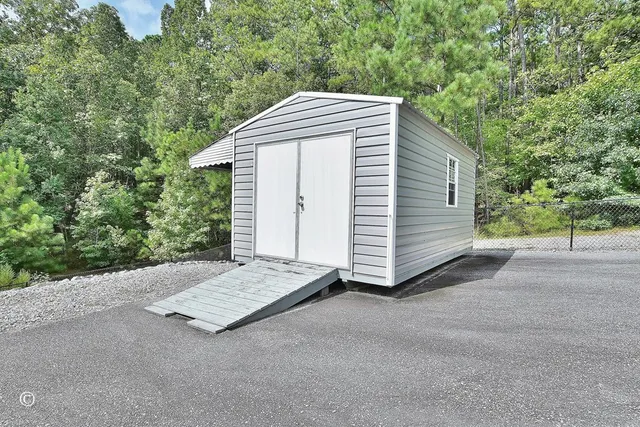 $1,040,000 | 161 Layfield Branch Road, Hamilton, GA 31811