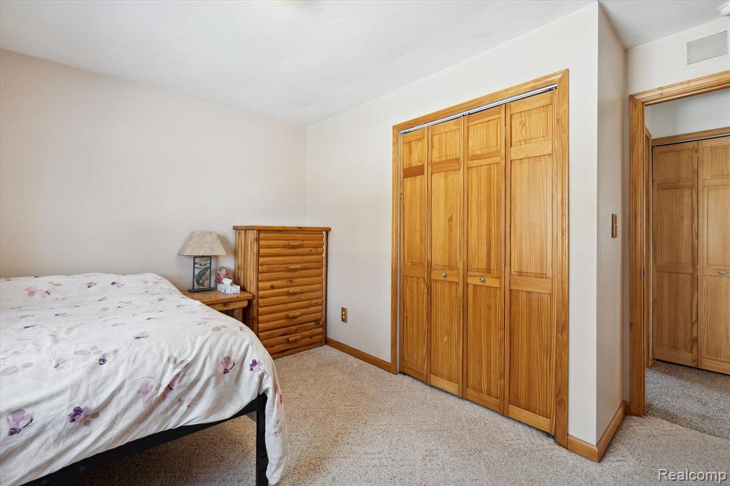 4010 Seim Road Howell, MI 48843 - Photo 22 of 39