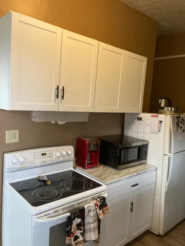 $255,000 | 233 Front Street, Lawrenceburg, IN 47025