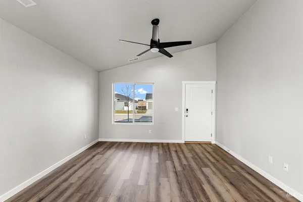 $404,990 | 5413 South Desert Cactus Avenue, Meridian, ID 83642