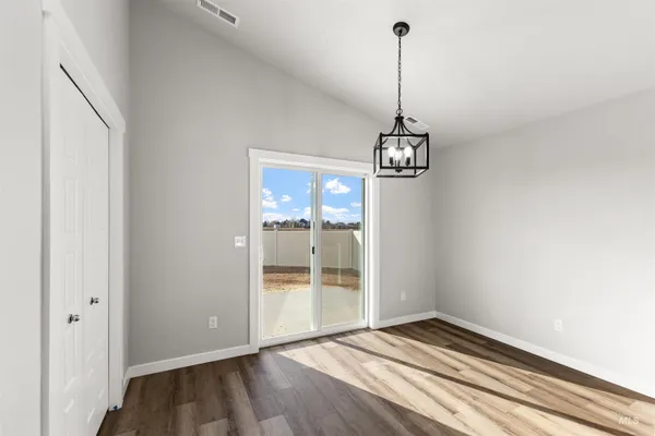 $404,990 | 5413 South Desert Cactus Avenue, Meridian, ID 83642