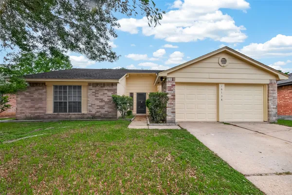 $1,900 | 16738 Quail Briar Drive, Missouri City, TX 77489