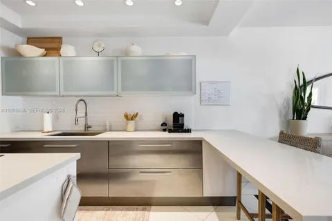 $4,150,000 | 1415 Sunset Harbour Drive, Unit TH102, Miami Beach, FL 33139
