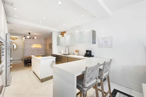 $4,150,000 | 1415 Sunset Harbour Drive, Unit TH102, Miami Beach, FL 33139