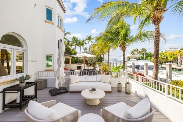 $4,150,000 | 1415 Sunset Harbour Drive, Unit TH102, Miami Beach, FL 33139