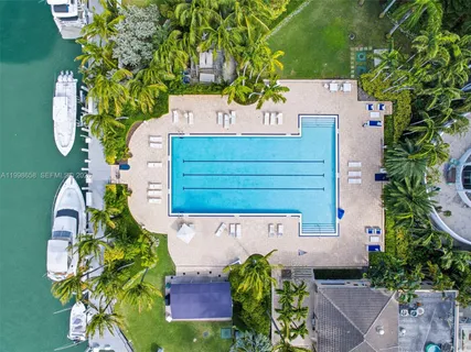 $4,150,000 | 1415 Sunset Harbour Drive, Unit TH102, Miami Beach, FL 33139