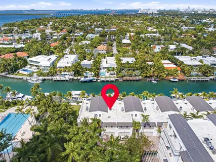 $4,150,000 | 1415 Sunset Harbour Drive, Unit TH102, Miami Beach, FL 33139