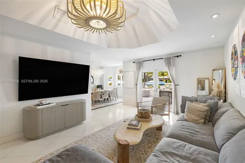 $4,150,000 | 1415 Sunset Harbour Drive, Unit TH102, Miami Beach, FL 33139