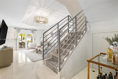 $4,150,000 | 1415 Sunset Harbour Drive, Unit TH102, Miami Beach, FL 33139