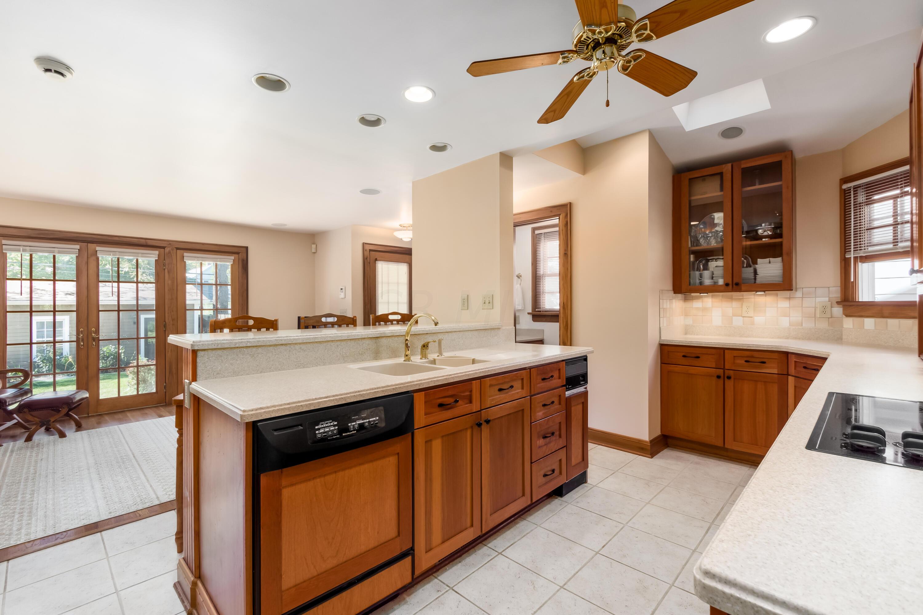 141 North Ardmore Road Bexley, OH 43209 - Photo 19 of 42