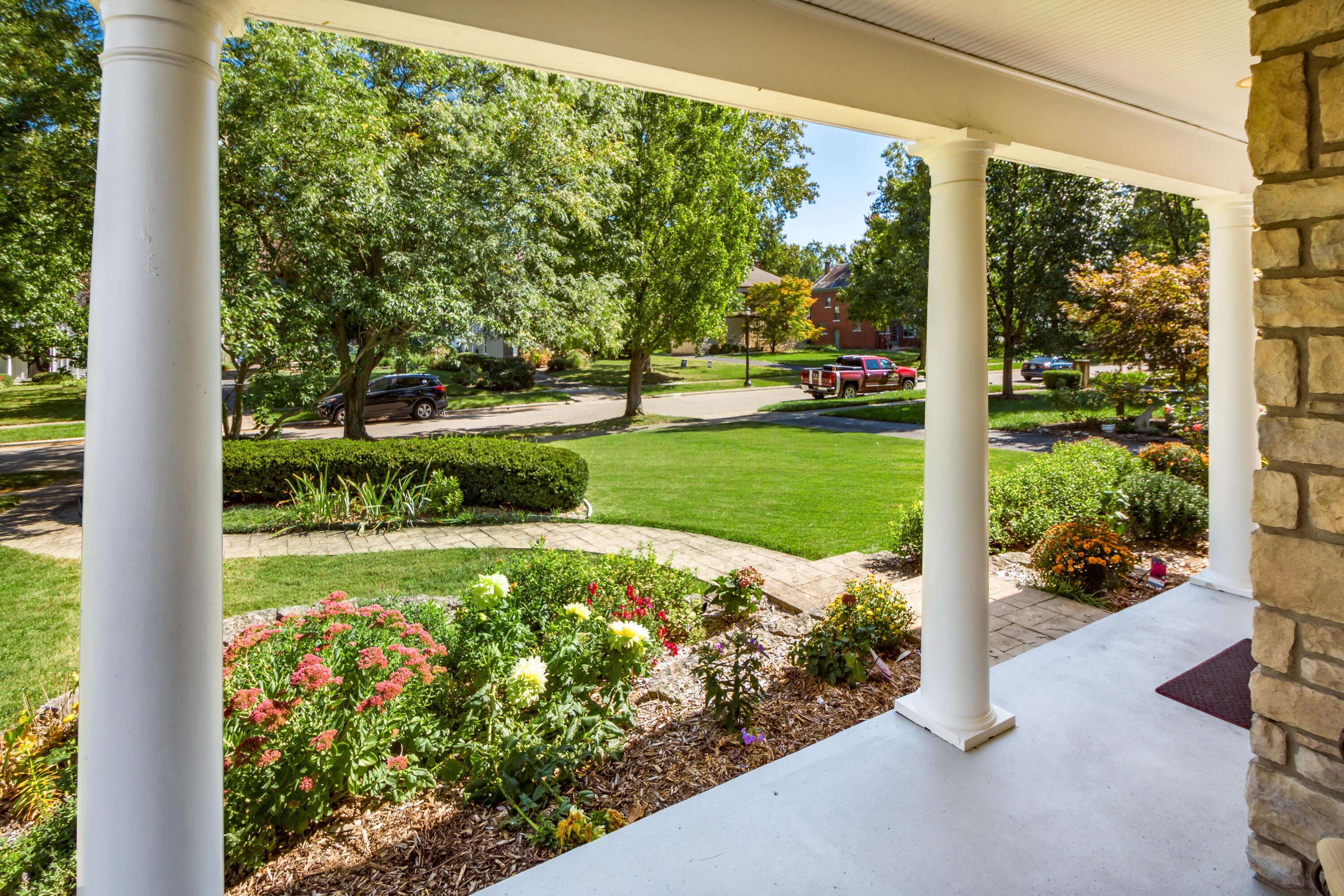 141 North Ardmore Road Bexley, OH 43209 - Photo 4 of 42