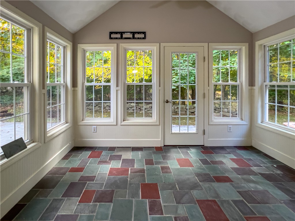 190 Harmony Road Scituate, RI 02857 - Photo 14 of 22