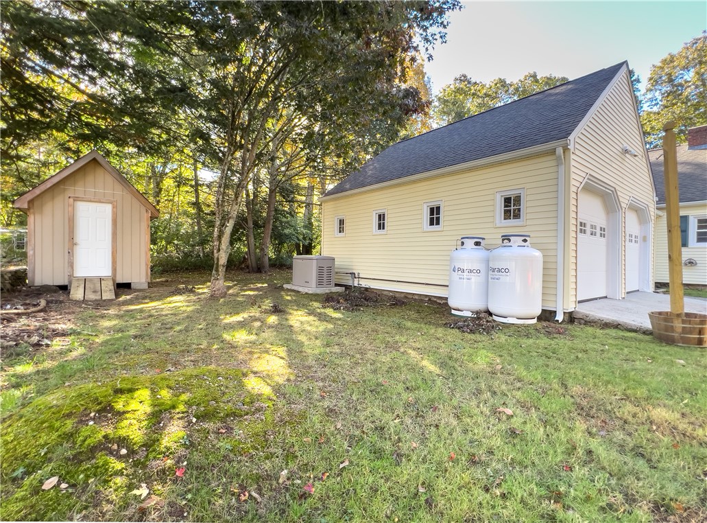 190 Harmony Road Scituate, RI 02857 - Photo 5 of 22