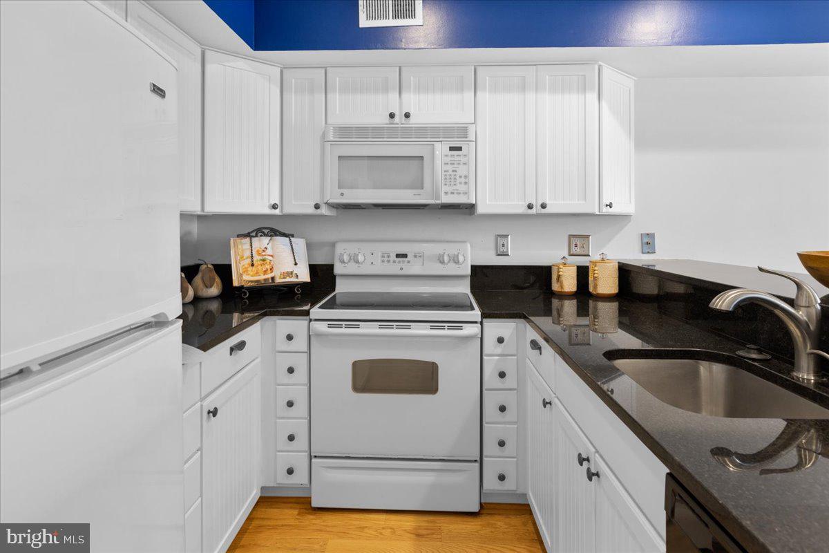 7 Queen Victoria Way Chester, MD 21619 - Photo 15 of 34