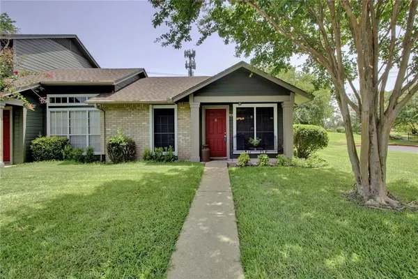 $1,200 | 1015 East Yager Lane, Unit 83, Austin, TX 78753