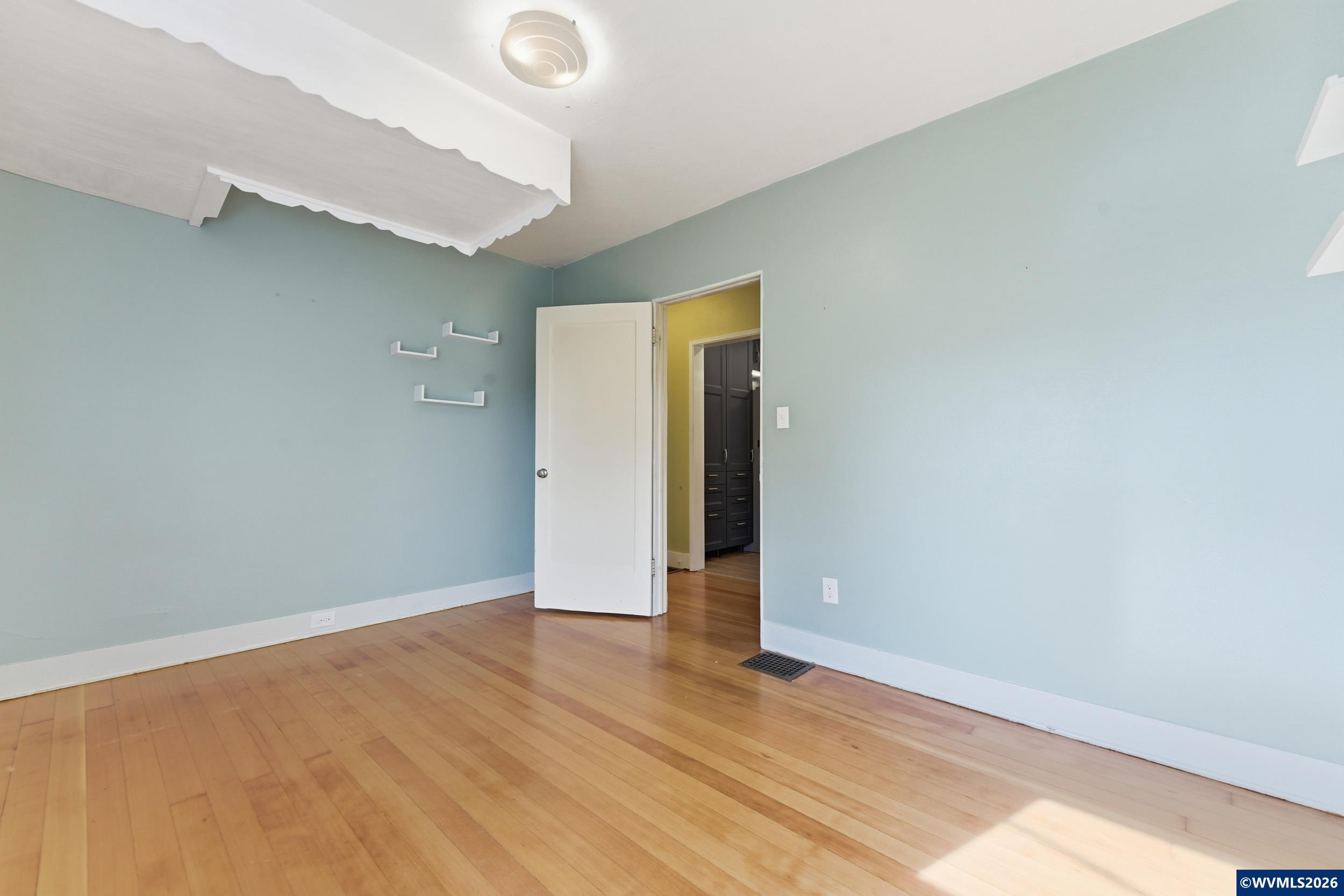 1420 Southwest Park Terrace Albany, OR 97321 - Photo 21 of 43 Gallery Image 21