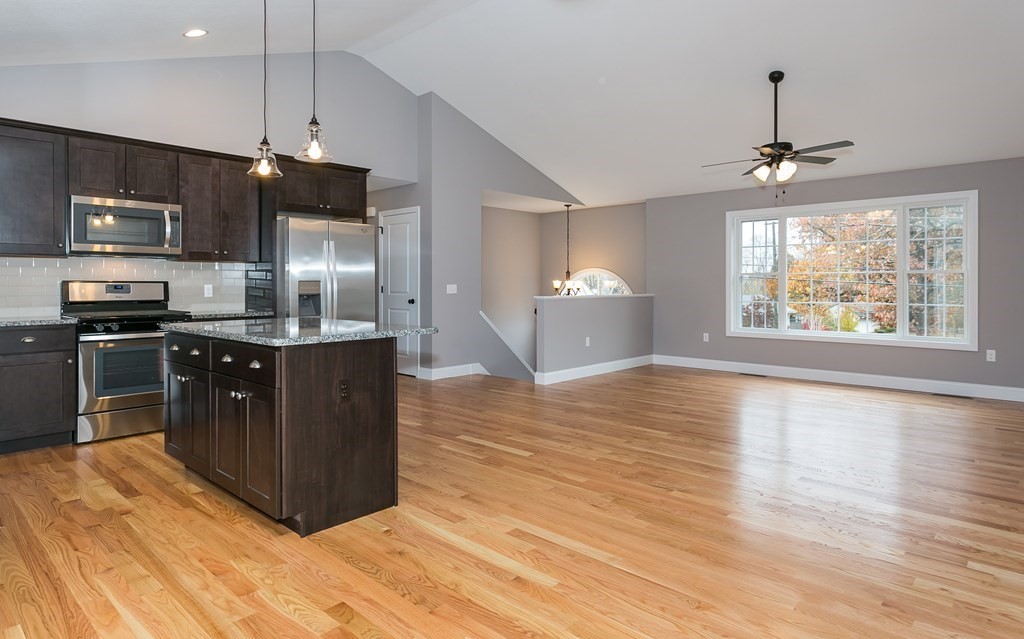 173 Cabinet Street Springfield, MA 01129 - Photo 15 of 33