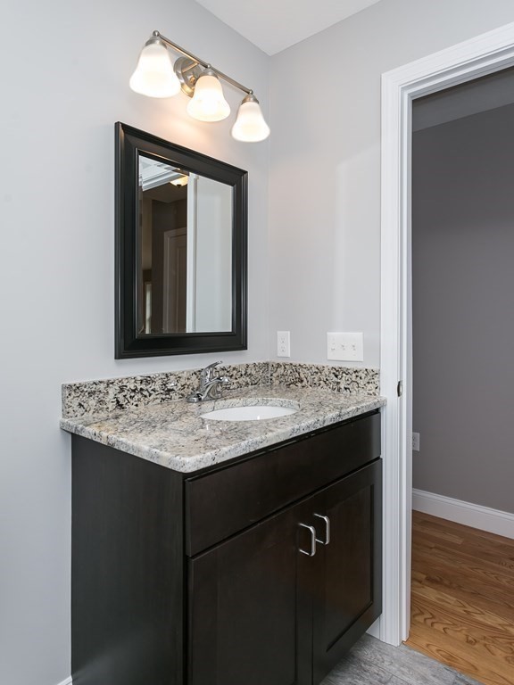 173 Cabinet Street Springfield, MA 01129 - Photo 24 of 33