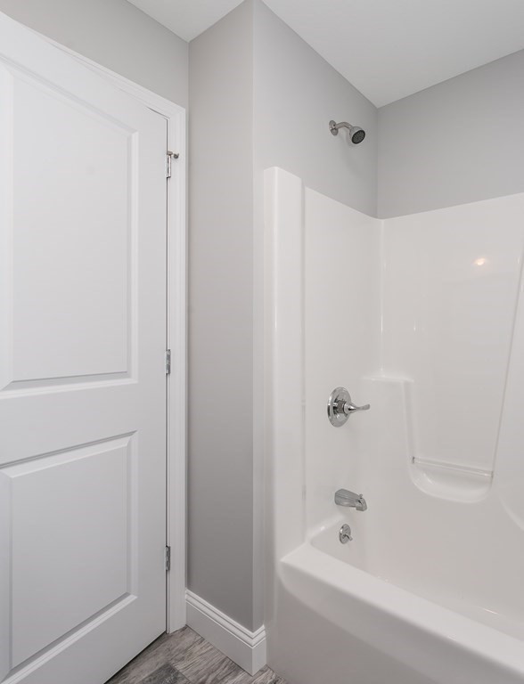 173 Cabinet Street Springfield, MA 01129 - Photo 25 of 33