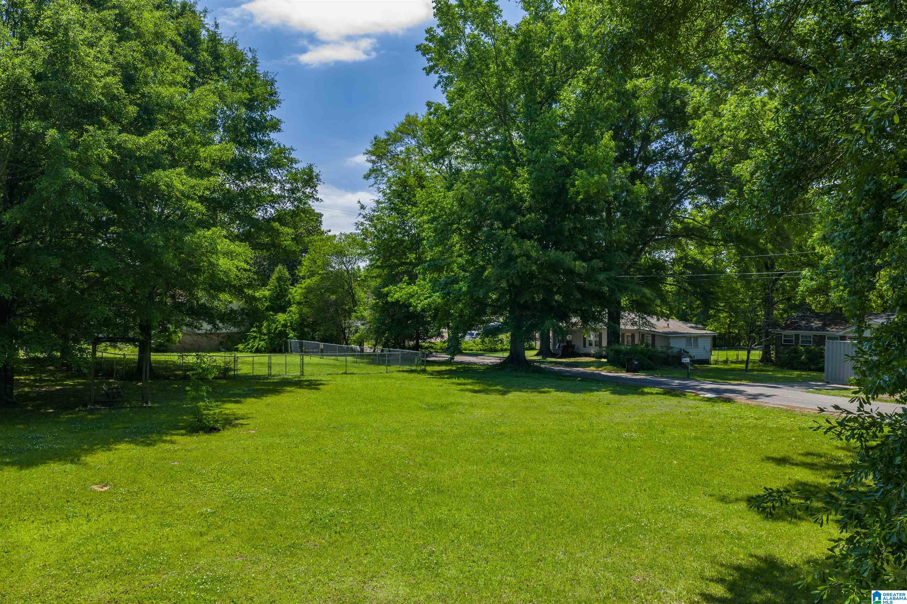 4323 Bell Hill Road Bessemer, AL 35022 - Photo 6 of 22