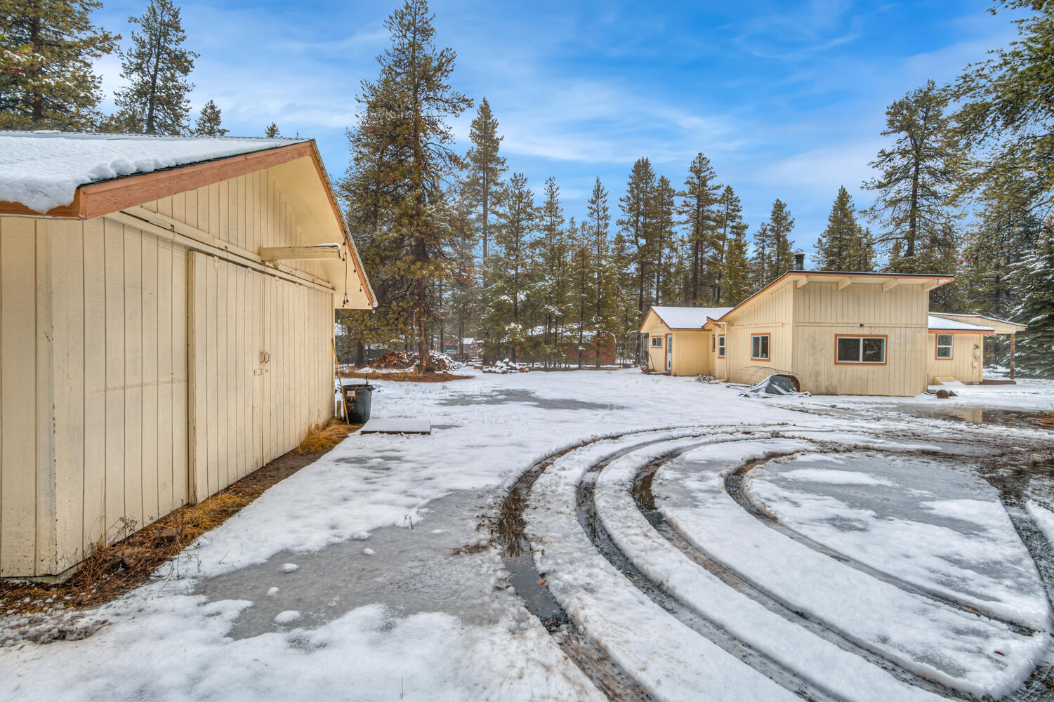 52351 Dustan Road La Pine, OR 97739 - Photo 5 of 29 52351 Dustan Rd., La Pine, OR - 5
