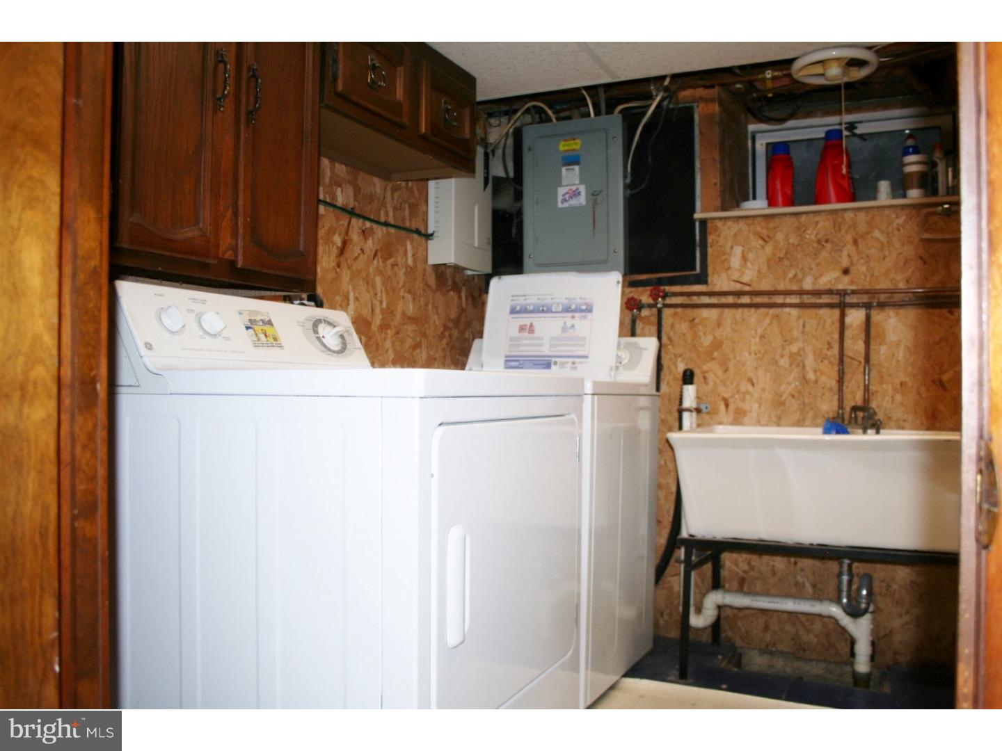 509 Broadview Road Upper Darby, PA 19082 - Photo 17 of 19 Laundry Room
